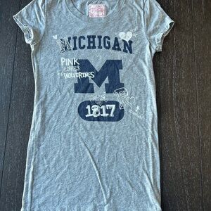 PINK Victoria's Secret Jones & Mitchell Michigan T-Shirt Size Small
